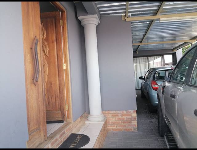 4 BEDROOM HOUSE FOR SALE IN TLHABANE WEST